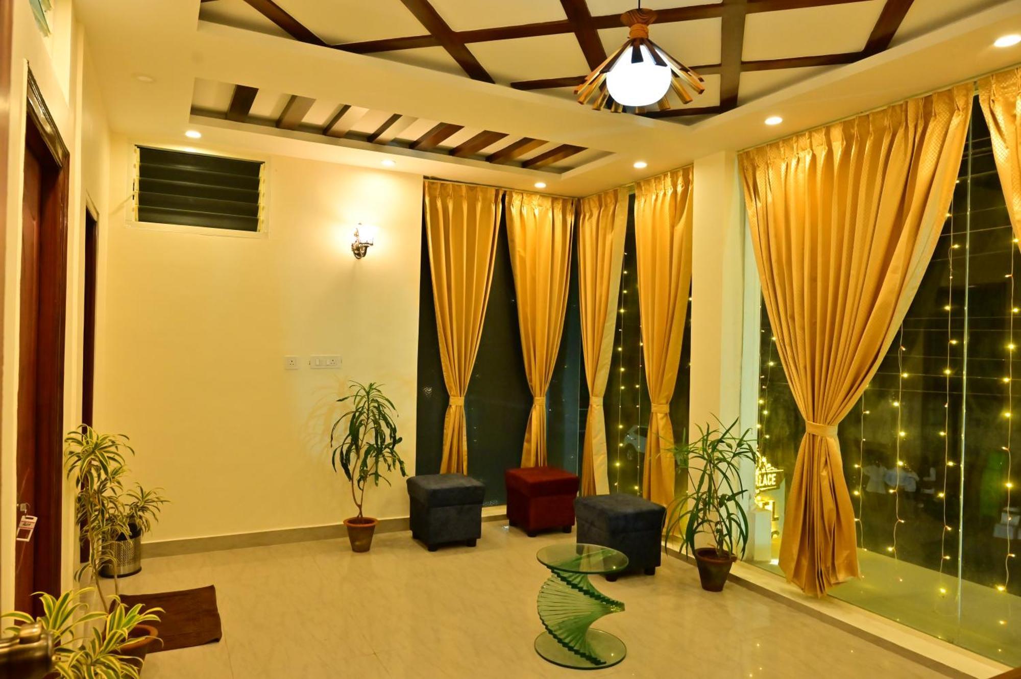 Hotel Boss Palace Mysore Buitenkant foto